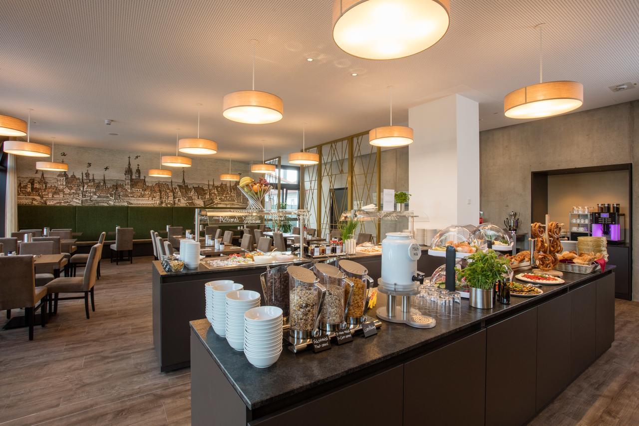 Hotel Am Campus 4*